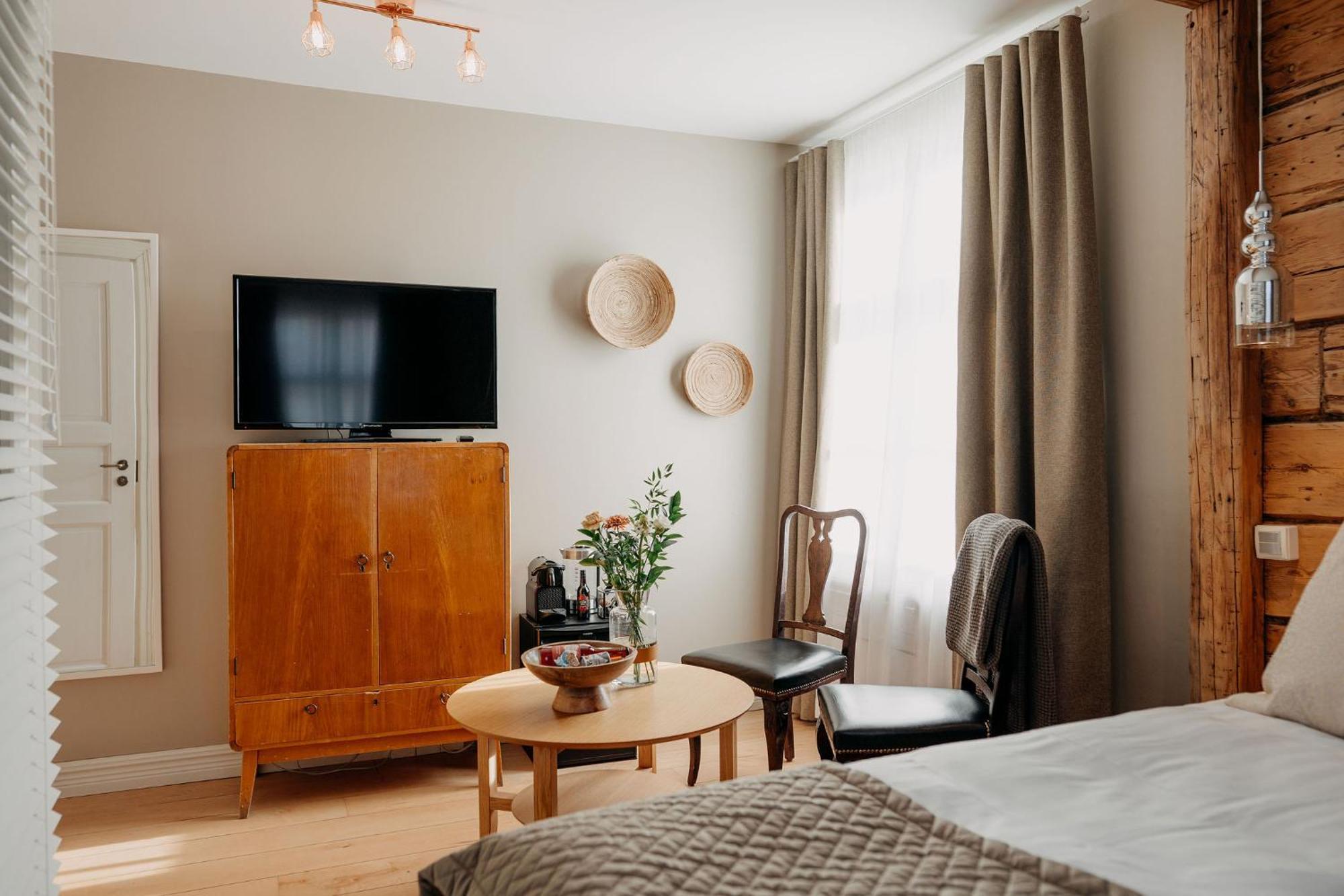 Lillan Hotel & Koek 坦佩雷 外观 照片